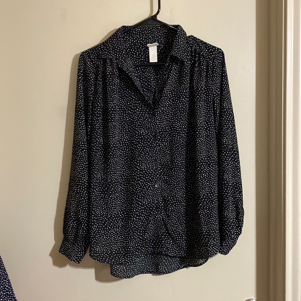 Black and white spotted blouse